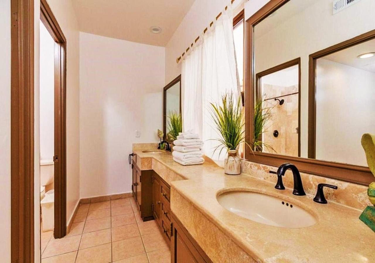 Right On The Beach! Rocky Point Condo Rental - 2 Bedroom Penthouse Beachfront Экстерьер фото